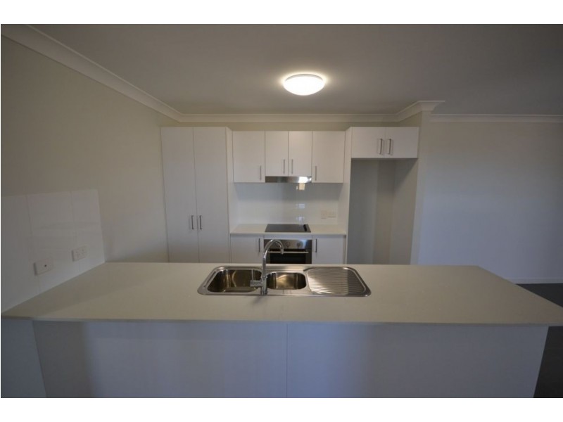 2/38 Taragon Street, Glenvale QLD 4350