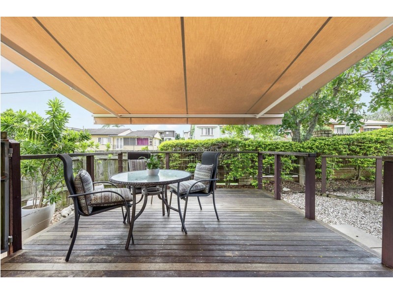 1/16 School Road, Stafford QLD 4053