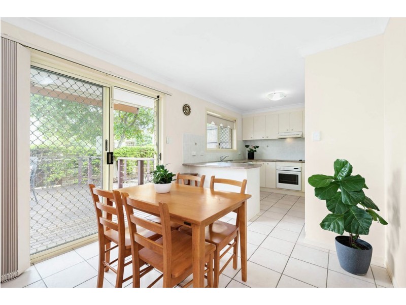 1/16 School Road, Stafford QLD 4053