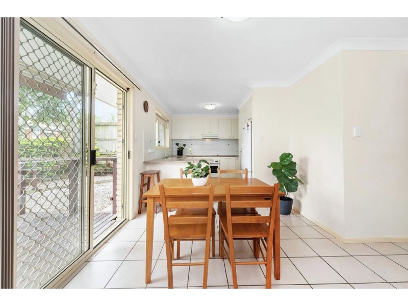 1/16 School Road, Stafford QLD 4053