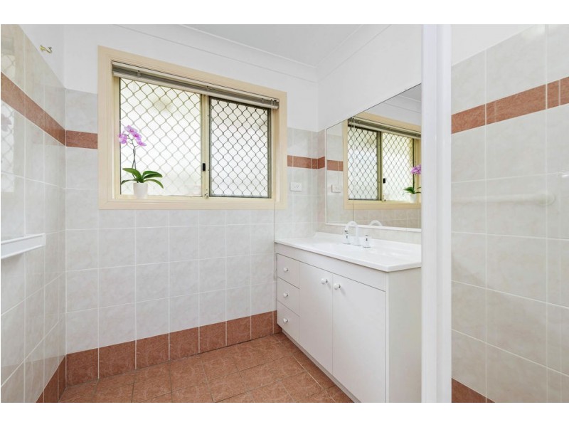 1/16 School Road, Stafford QLD 4053