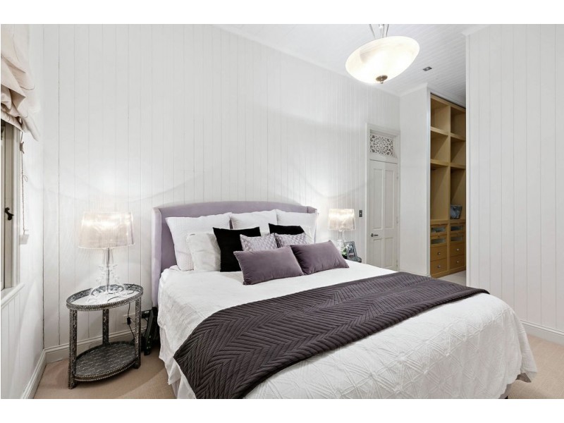 88 Cedar Street, Wynnum QLD 4178