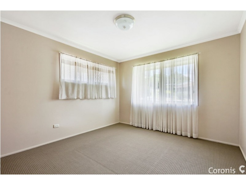 53 Lewana St, Mansfield QLD 4122