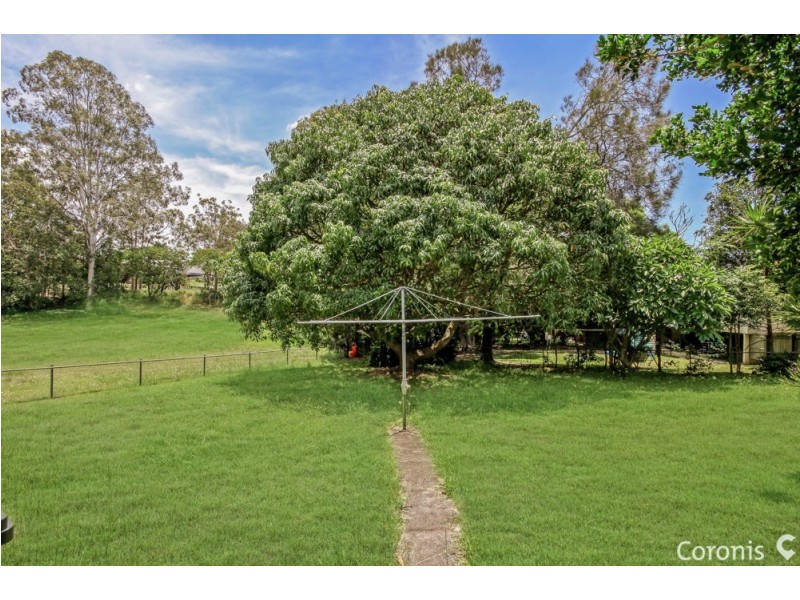 53 Lewana St, Mansfield QLD 4122