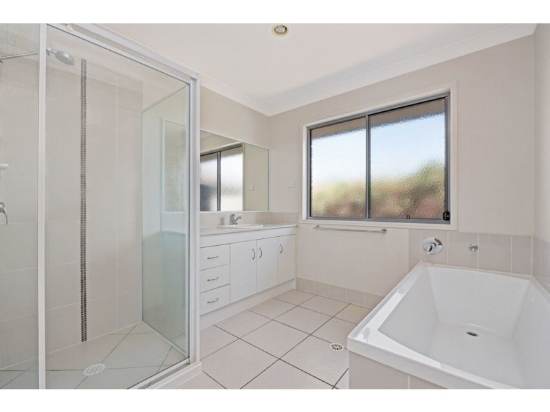 11 Coolana Court, Harristown QLD 4350