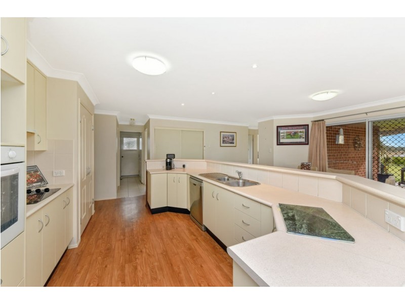 75 Highland Park Road, Meringandan West QLD 4352