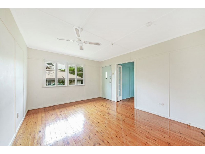 915 Samford Road, Keperra QLD 4054