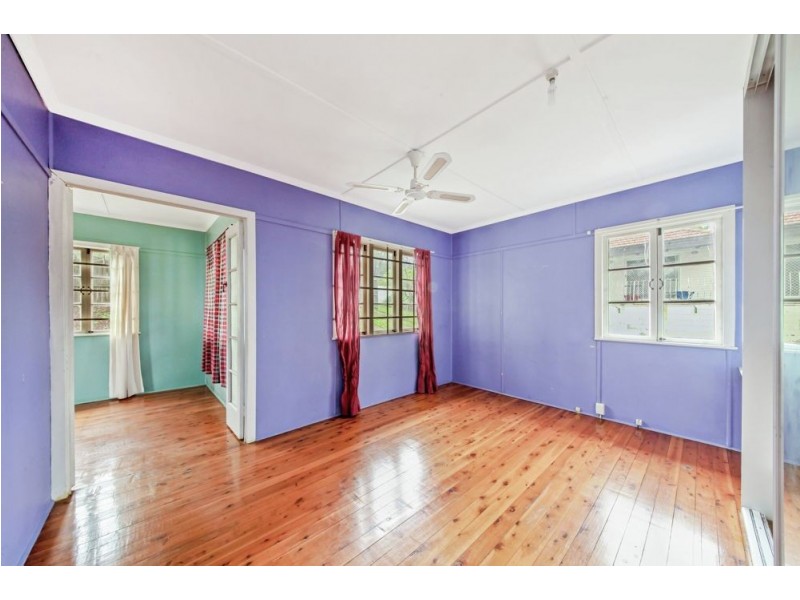 915 Samford Road, Keperra QLD 4054