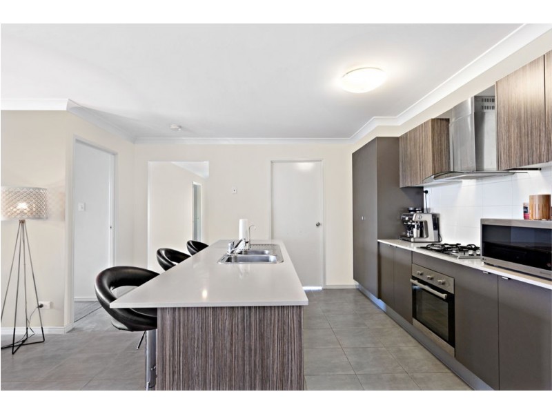 13 Lisa Crescent, Coomera QLD 4209