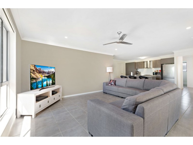 13 Lisa Crescent, Coomera QLD 4209