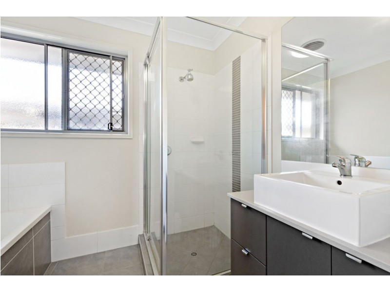 13 Lisa Crescent, Coomera QLD 4209