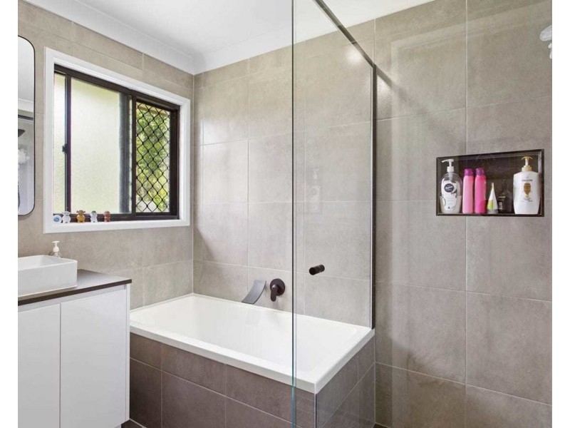 57 Daisy Hill Road, Daisy Hill QLD 4127