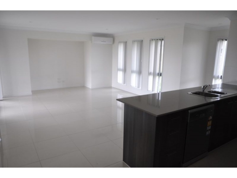 28 Tarcoola Street, Wyreema QLD 4352