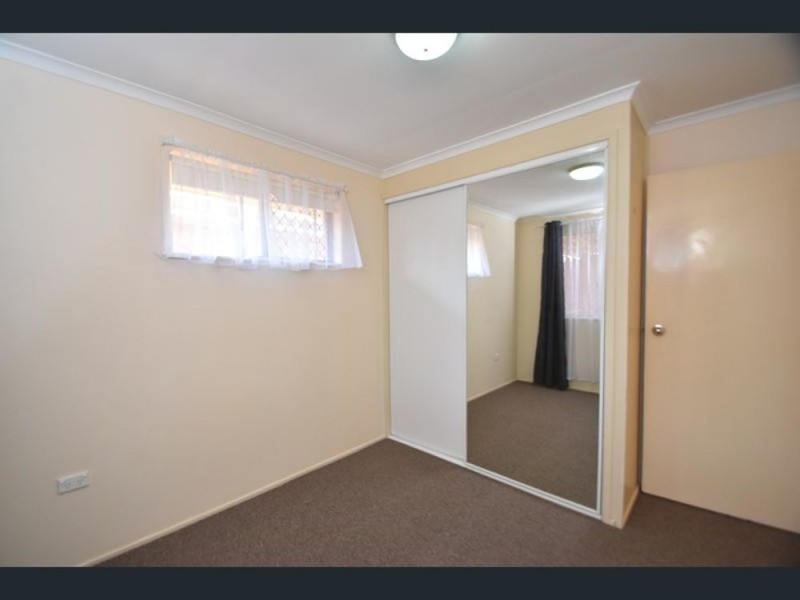 27 Friend Street, Harristown QLD 4350