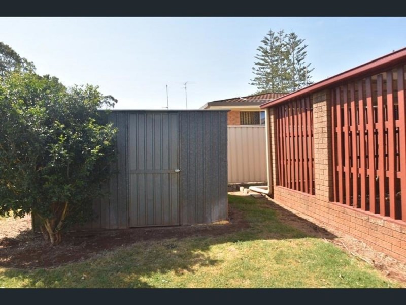 27 Friend Street, Harristown QLD 4350