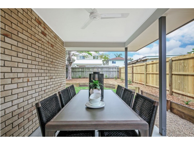 82 Hindes St, Lota QLD 4179