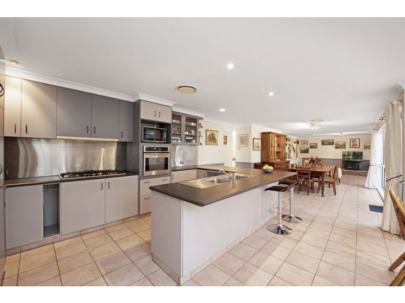 99 Reushle Road, Cabarlah QLD 4352