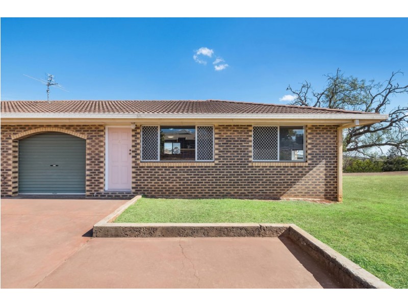 6/27 Gipps Street, Drayton QLD 4350
