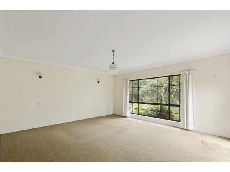 10367 New England Highway, Highfields QLD 4352