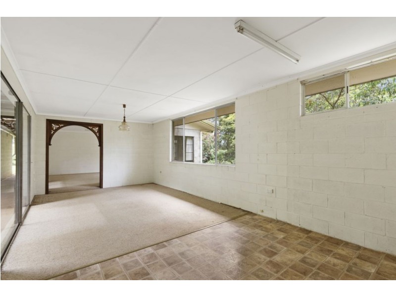 10367 New England Highway, Highfields QLD 4352