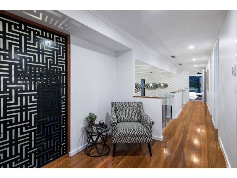 9 Derby Street, Hendra QLD 4011