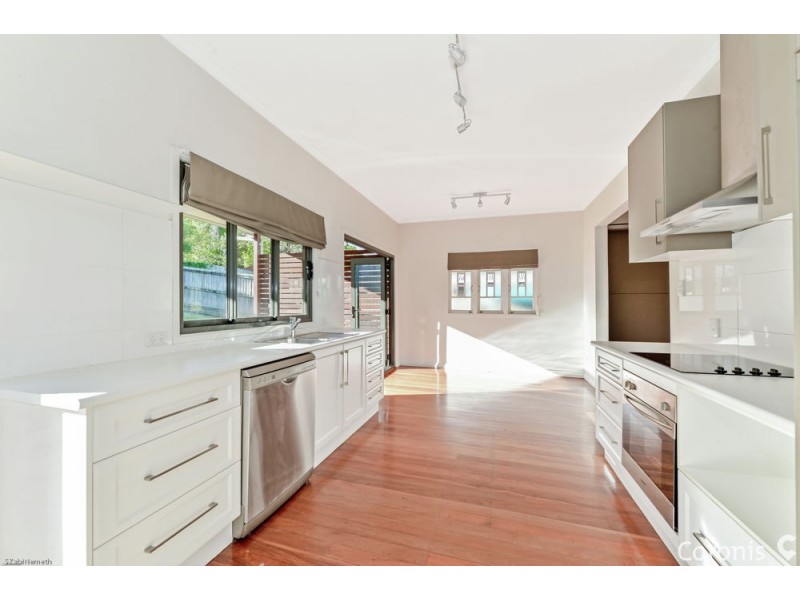 46 Leslie Street, Arana Hills QLD 4054