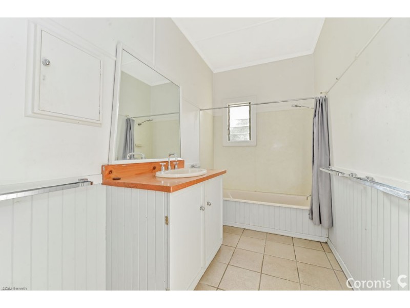 46 Leslie Street, Arana Hills QLD 4054