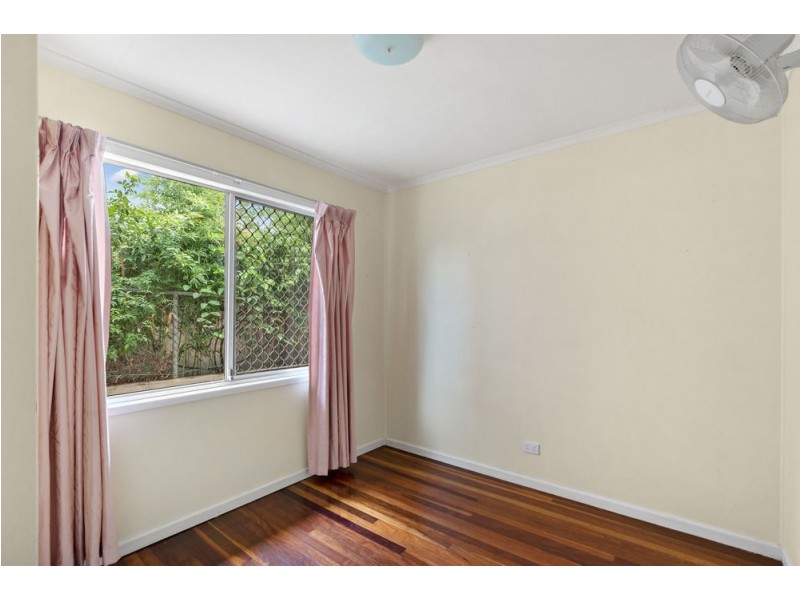 33 Redwood Street, Stafford Heights QLD 4053