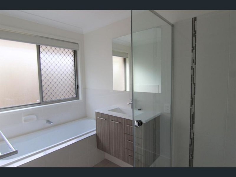 44 Cardwell Cct, Thornlands QLD 4164