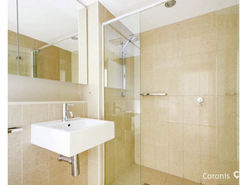 4036/37C Harbour Road, Hamilton QLD 4007