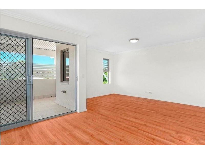 4 Eliza Lane, Nundah QLD 4012