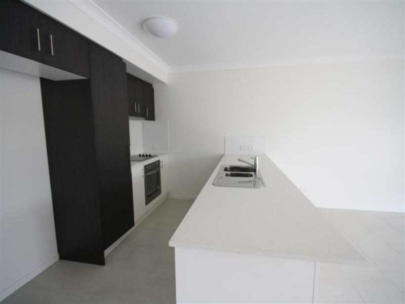 2/22 Cola Crescent, Wynnum West QLD 4178