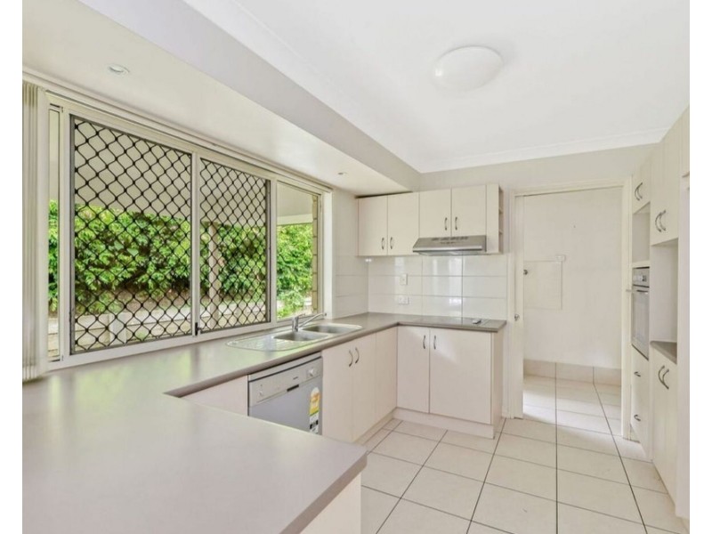 11 Summerhill Drive, Morayfield QLD 4506