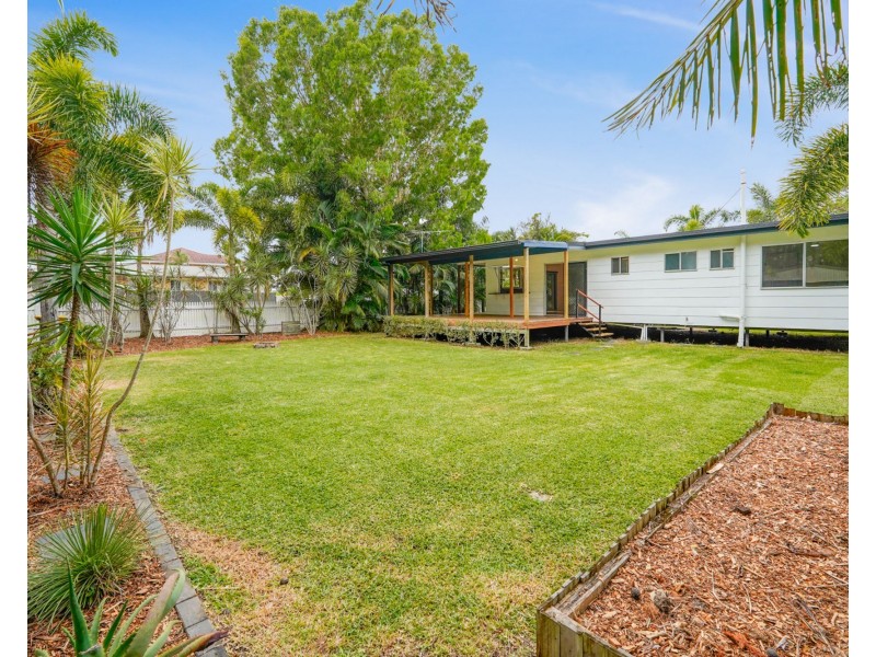 110 Bishop Road, Beachmere QLD 4510