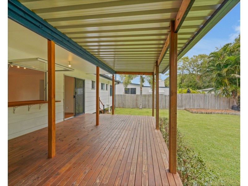 110 Bishop Road, Beachmere QLD 4510