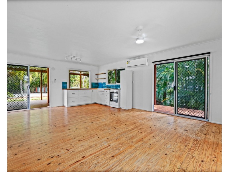 110 Bishop Road, Beachmere QLD 4510