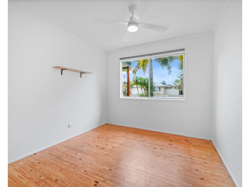 110 Bishop Road, Beachmere QLD 4510