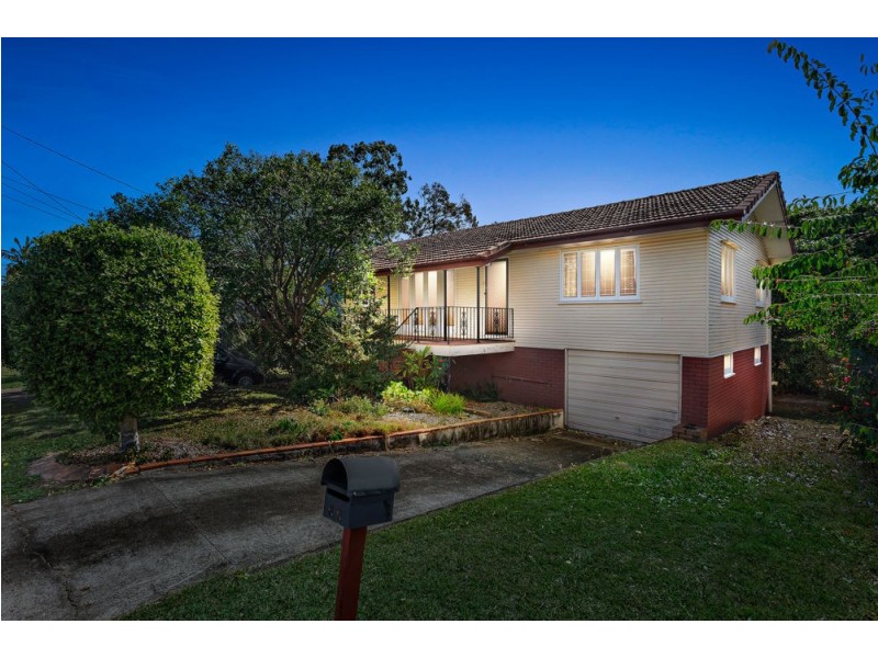 68 Niven Street, Stafford Heights QLD 4053