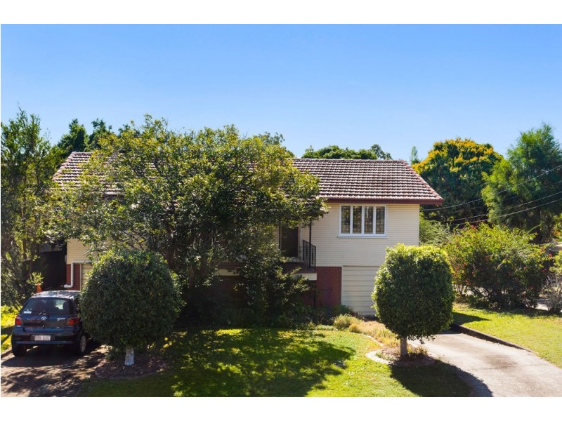 68 Niven Street, Stafford Heights QLD 4053