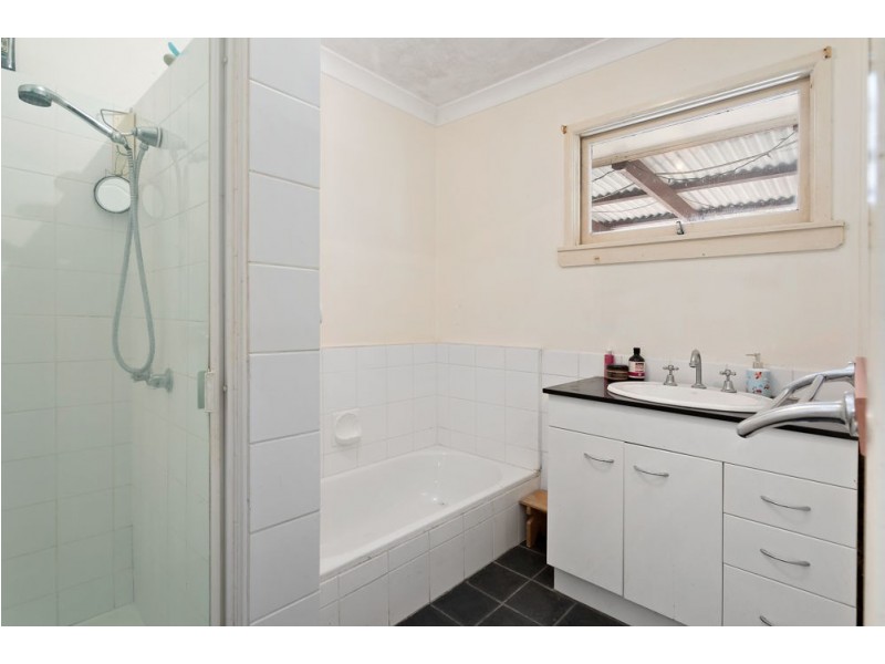 68 Niven Street, Stafford Heights QLD 4053