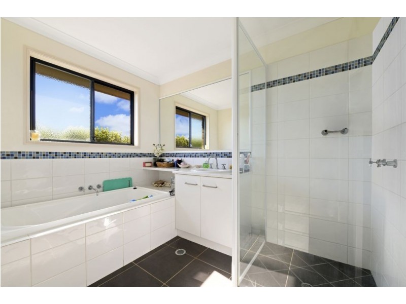 92 Smythe Drive, Highfields QLD 4352