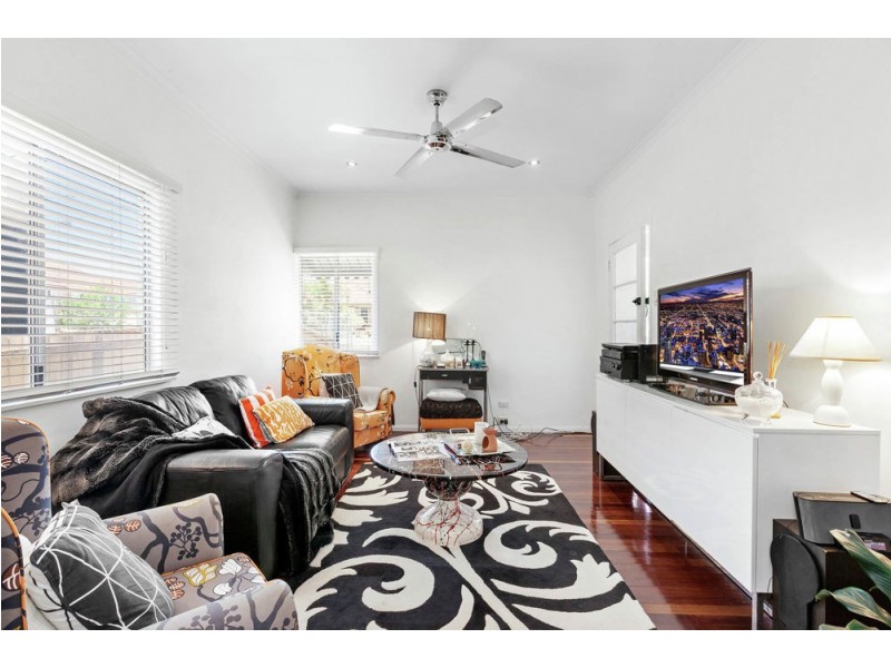 13 Bellew Street, Wynnum QLD 4178