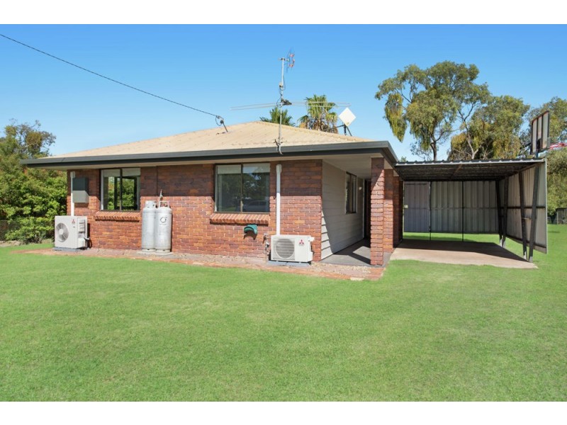 3 Nicholas Street, Goombungee QLD 4354