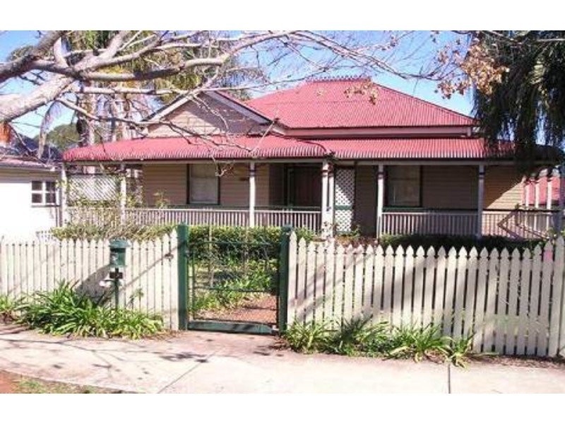 33 Grenier Street, Toowoomba City QLD 4350