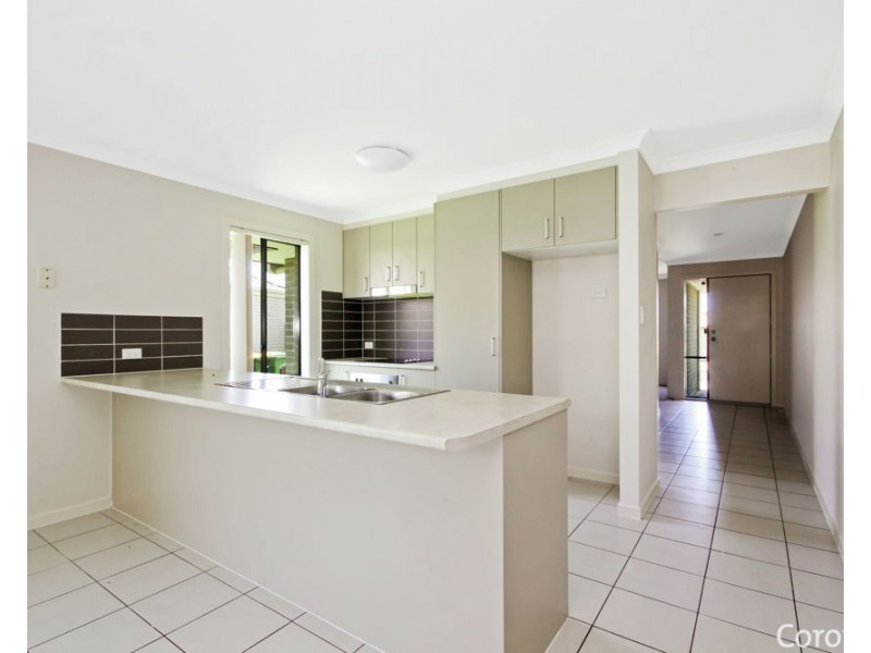5 Williams Crescent, North Lakes QLD 4509
