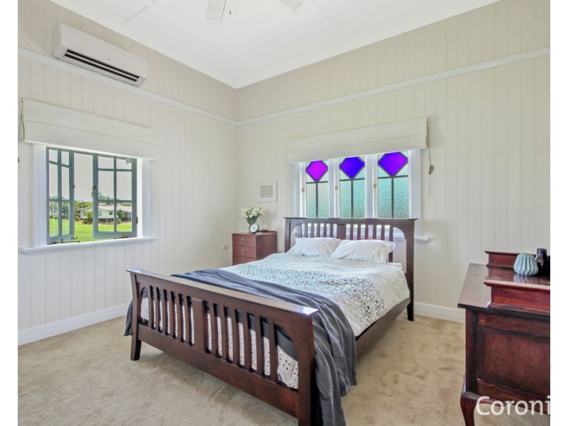 1 Hillcrest Avenue, Wynnum QLD 4178