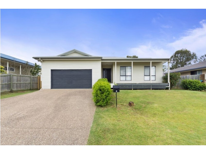 8 Carly Drive, Helidon QLD 4344