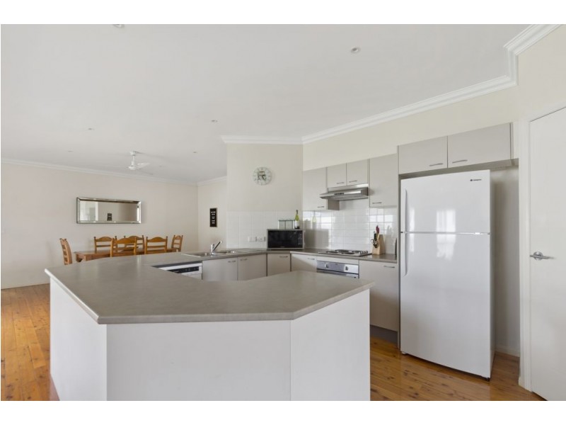 8 Carly Drive, Helidon QLD 4344