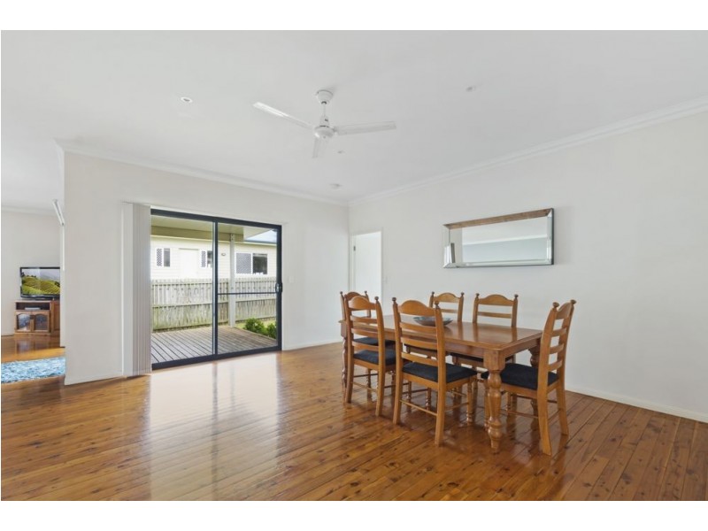 8 Carly Drive, Helidon QLD 4344