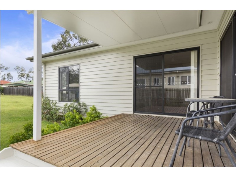 8 Carly Drive, Helidon QLD 4344